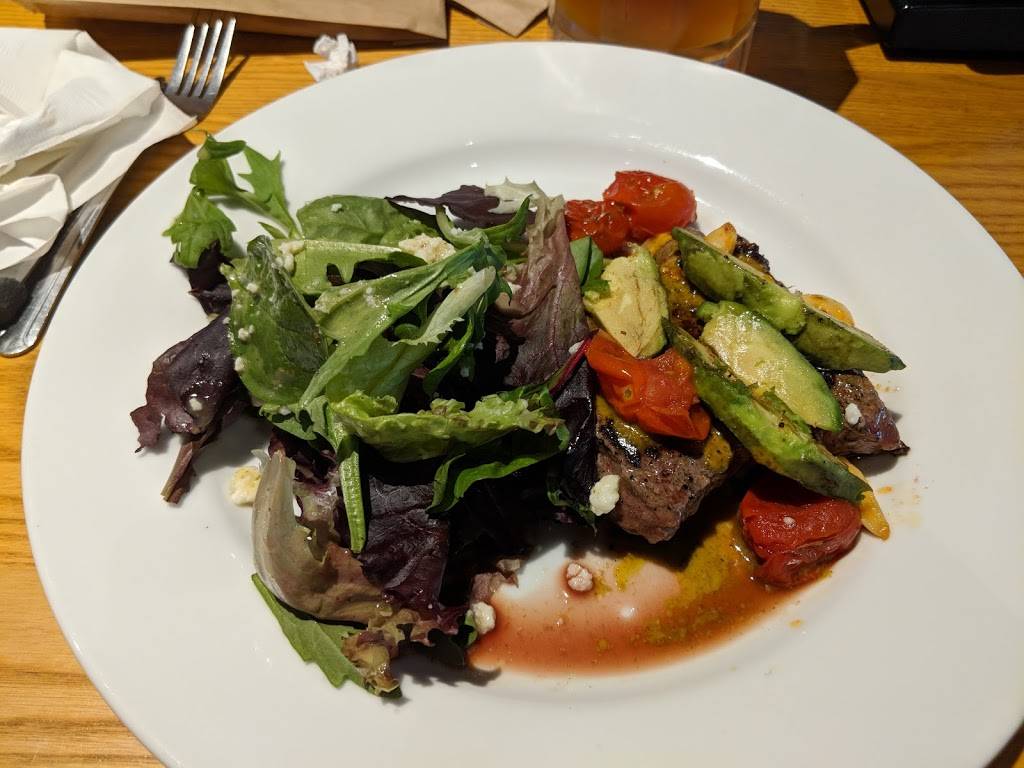 Chilis Grill & Bar | meal takeaway | 2636 Taylor Rd, Chesapeake, VA 23321, USA | 7574881600 OR +1 757-488-1600