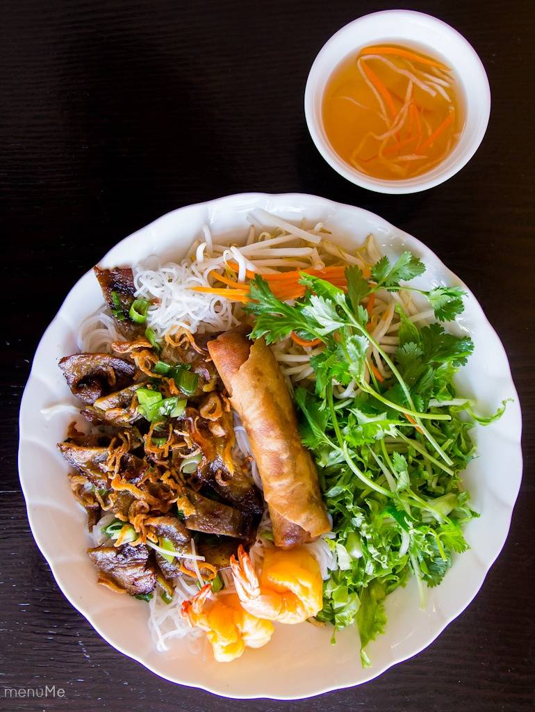Plates Com Tam Restaurant | restaurant | 1988 Fremont Blvd, Seaside, CA 93955, USA | 8313947653 OR +1 831-394-7653