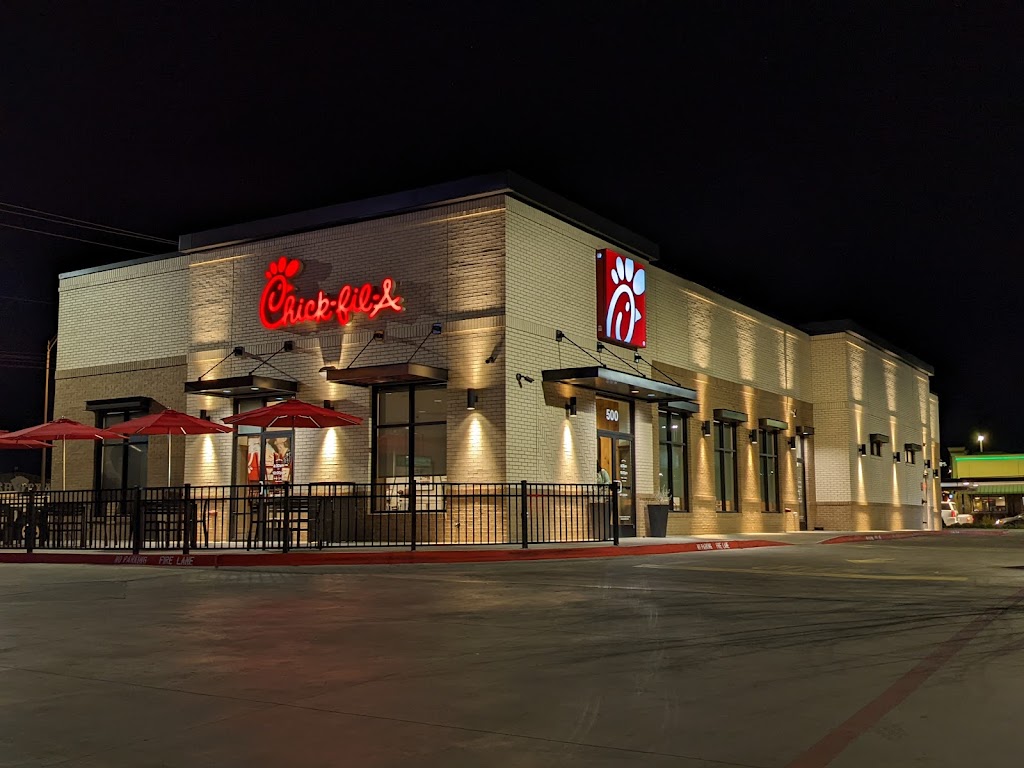 Chick-fil-A | restaurant | 500 E Commerce St, Brownwood, TX 76801, USA | 3255103302 OR +1 325-510-3302