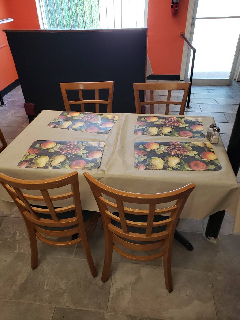 Southside Grill | restaurant | 2909 Avenue J, Riviera Beach, FL 33404, USA | 5614442053 OR +1 561-444-2053