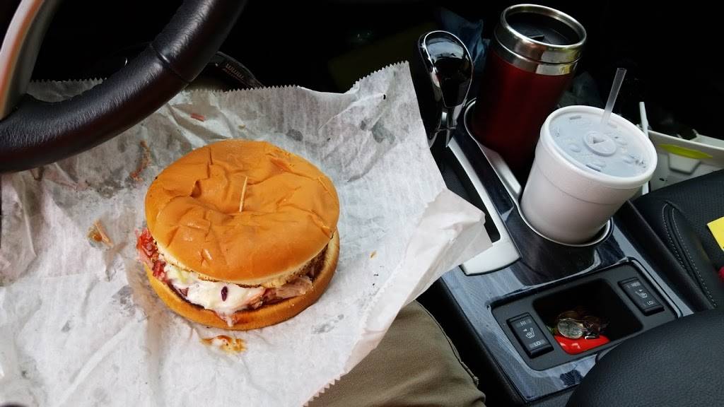 Yanks Famous Barbeque | restaurant | 213 E Main St, Blytheville, AR 72315, USA | 8707622935 OR +1 870-762-2935