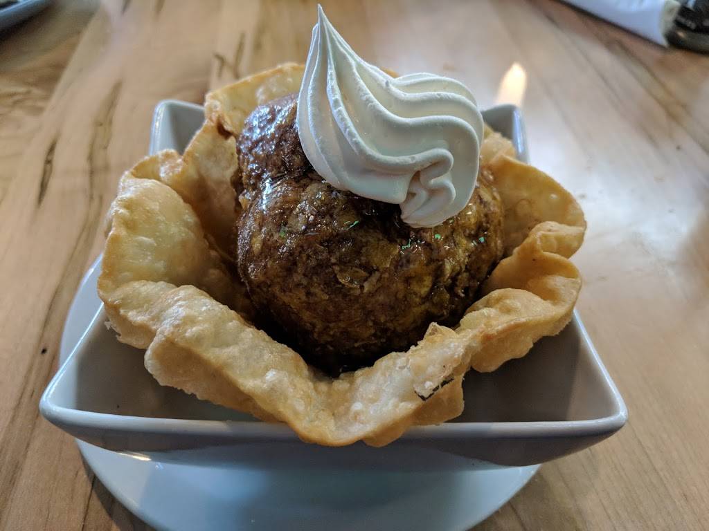 TEXAS LONGHORN | restaurant | 1077 N Service Rd, Mississauga, ON L4Y 1E1, Canada | 9052757200 OR +1 905-275-7200