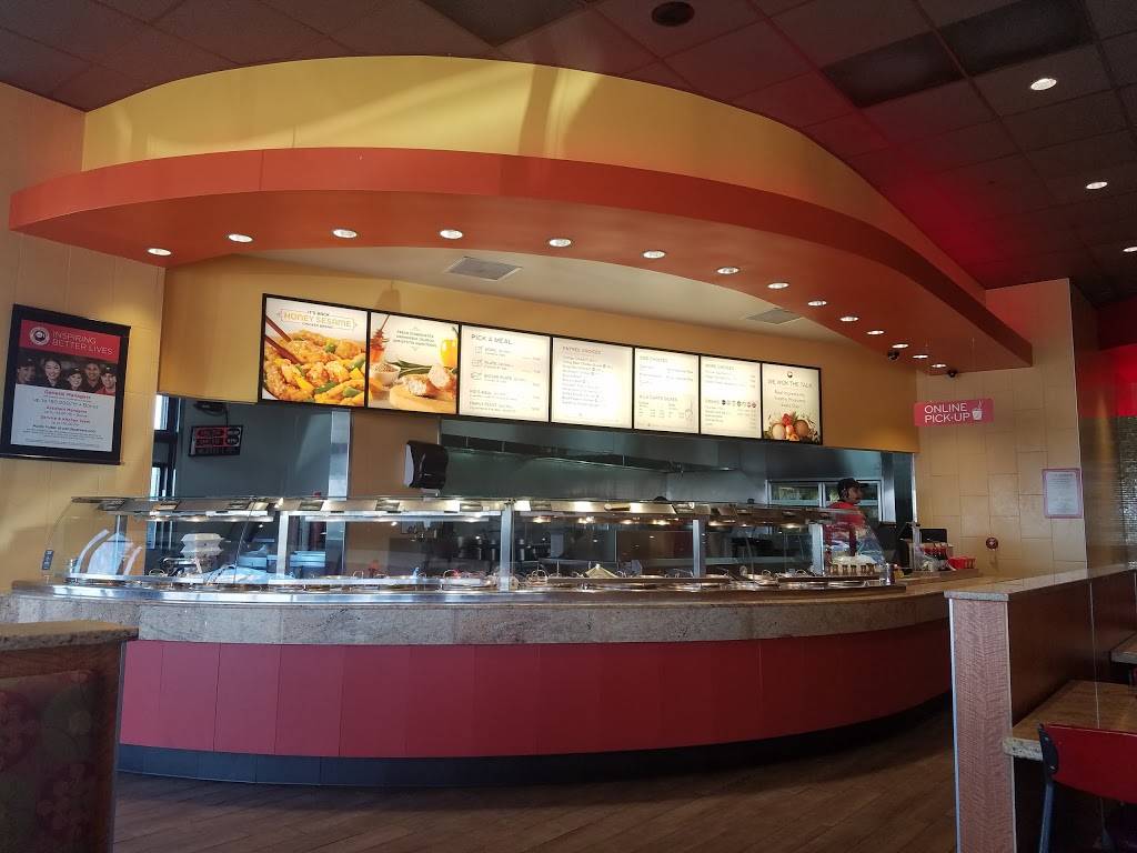 Panda Express | restaurant | 700 N Zaragoza Rd, El Paso, TX 79907, USA | 9158728906 OR +1 915-872-8906