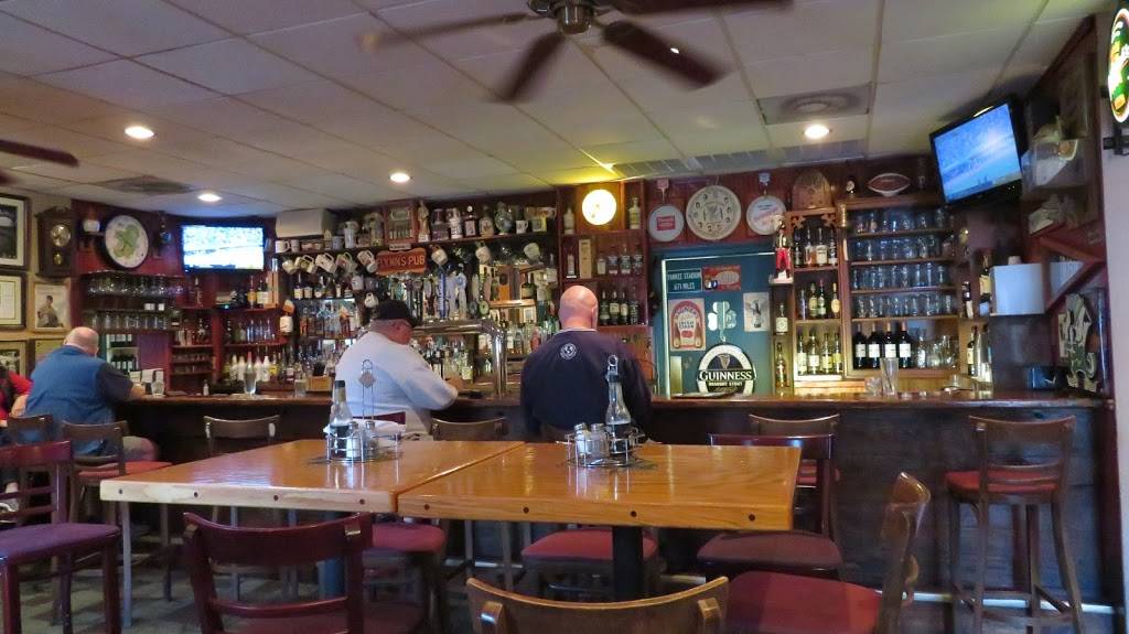 Flynns Irish Tavern | restaurant | 421 Main St, North Myrtle Beach, SC 29582, USA | 8432496533 OR +1 843-249-6533