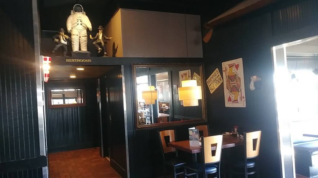 TGI Fridays | restaurant | 128 N Dupont Hwy, New Castle, DE 19720, USA | 3023256620 OR +1 302-325-6620