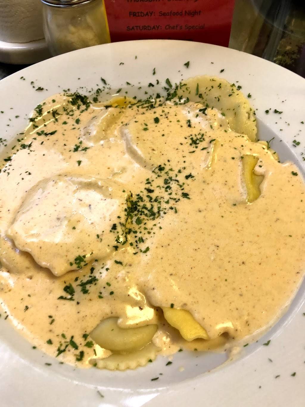 Gendusas Italian Market | restaurant | 405 Williams Blvd, Kenner, LA 70062, USA | 5043055305 OR +1 504-305-5305