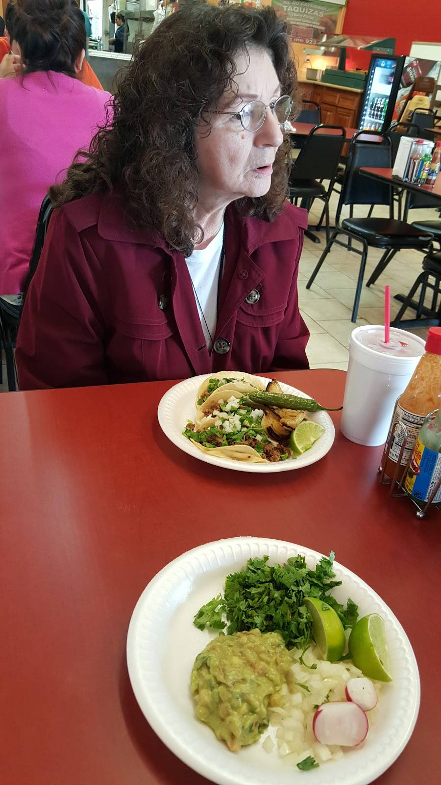 Tacos La Piedad | restaurant | 2700 Northgate Blvd, Sacramento, CA 95833, USA | 9169234022 OR +1 916-923-4022