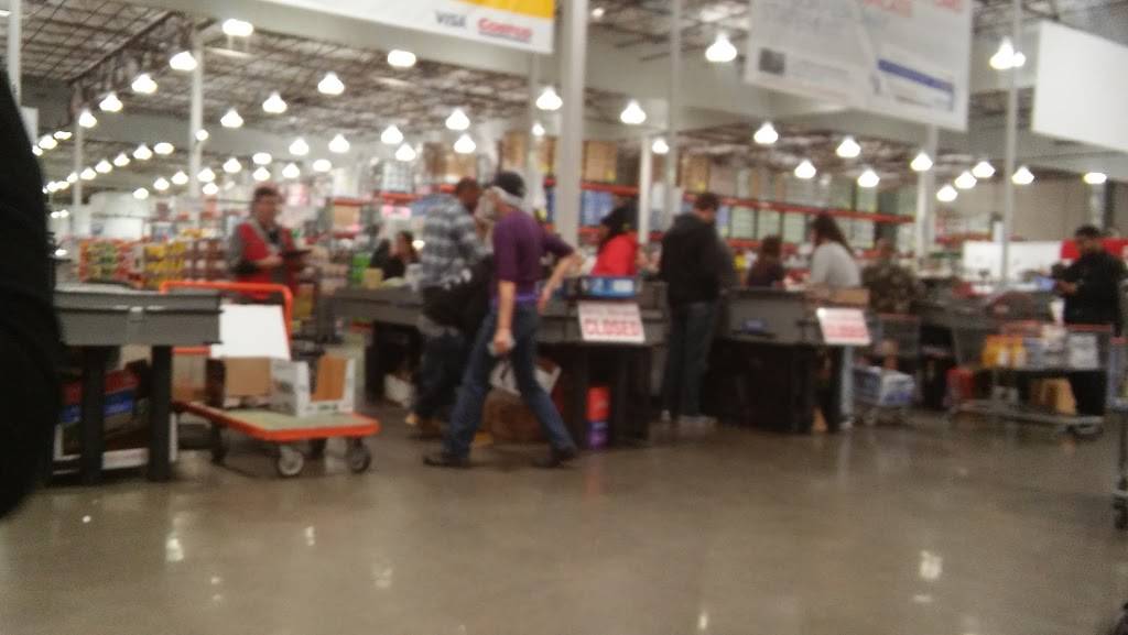 Costco Food Court | meal takeaway | 1755 Hacienda Dr, Vista, CA 92081, USA | 7606315374 OR +1 760-631-5374