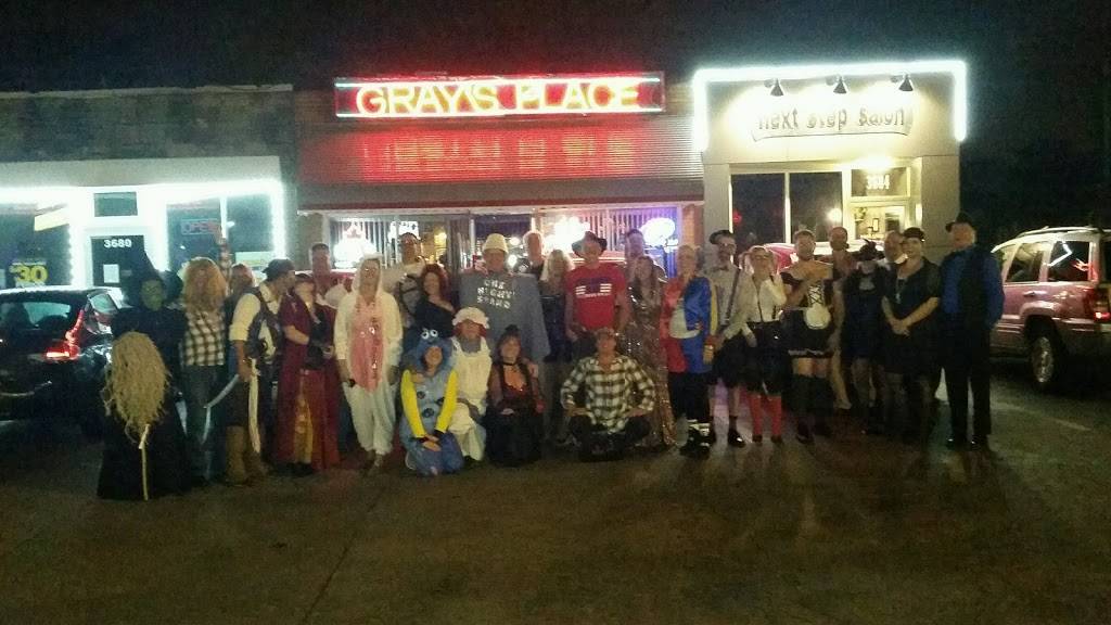 Grays Place | restaurant | 3682 Delaware Ave, Buffalo, NY 14217, USA | 7168779120 OR +1 716-877-9120