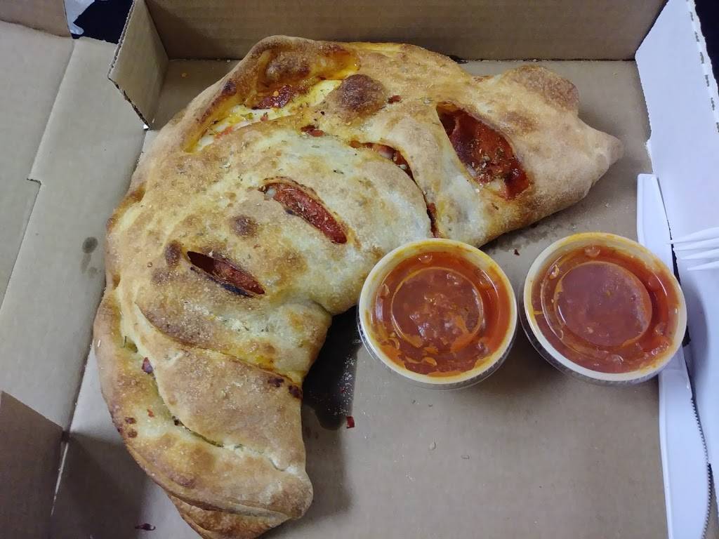 Basils Pizza | restaurant | 208 N Frederick Ave, Gaithersburg, MD 20877, USA | 3012088107 OR +1 301-208-8107