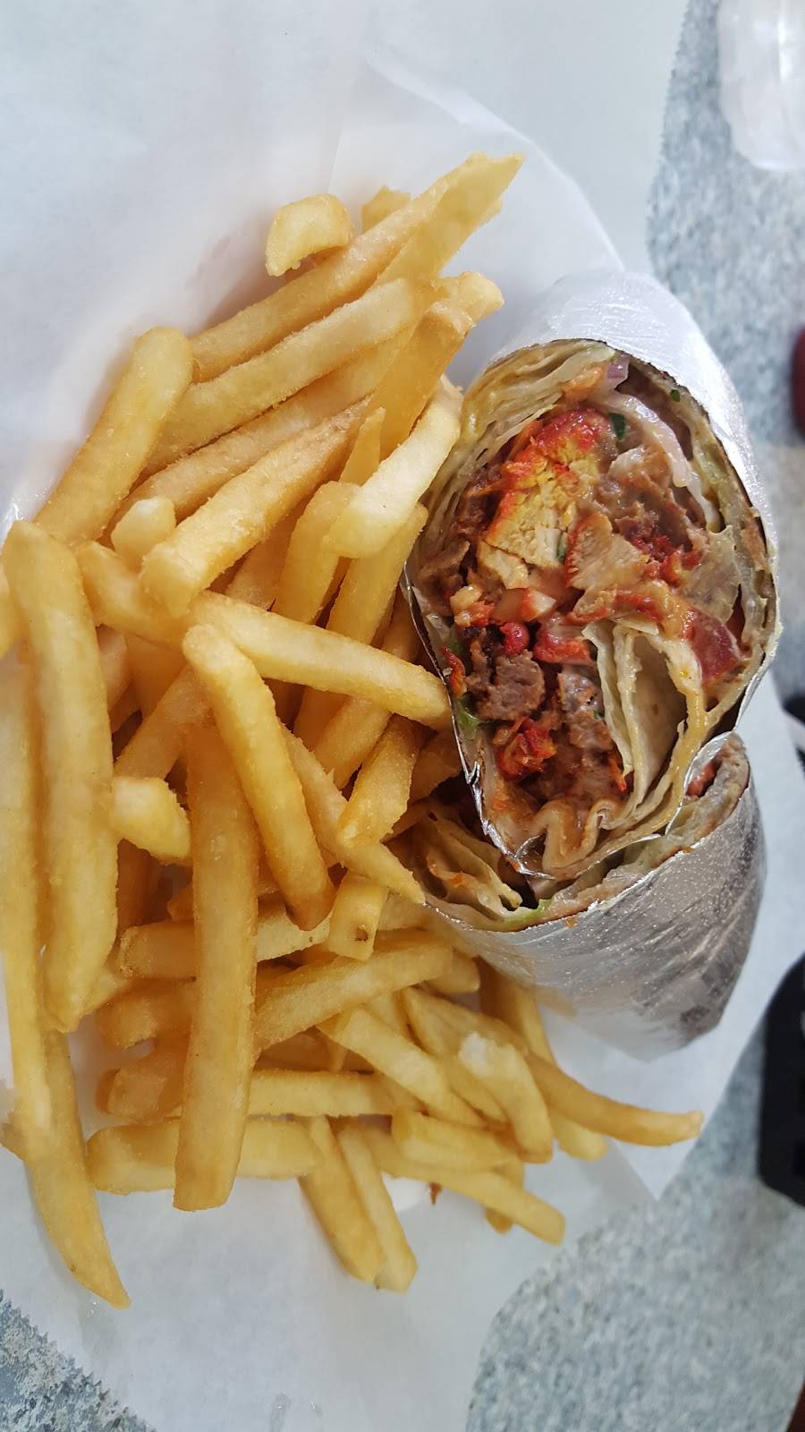 Kabob & Gyro Grill | restaurant | 5005 Foothills Blvd #3A, Roseville, CA 95747, USA | 9167881888 OR +1 916-788-1888