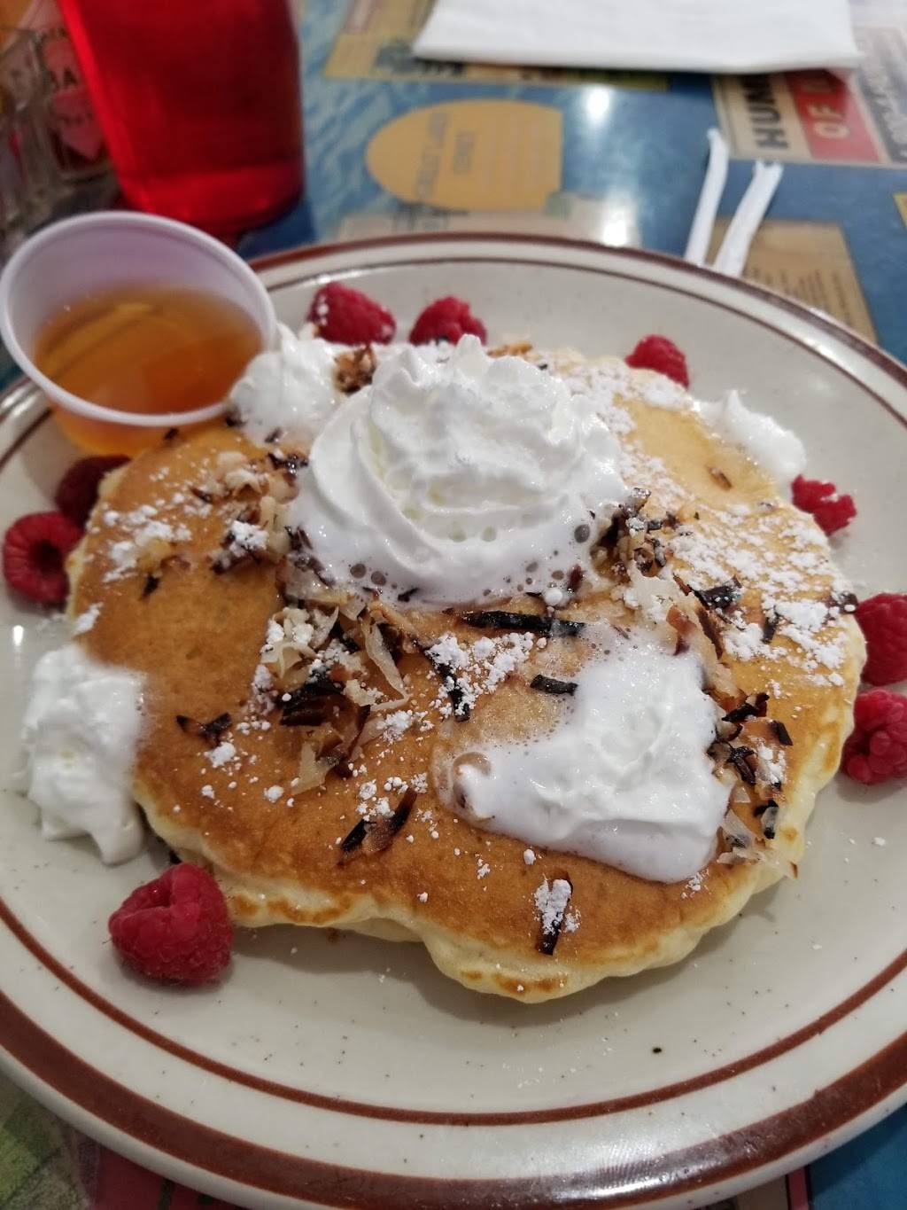 Great Lakes Coney Island | restaurant | 38425 Grand River Ave, Farmington, MI 48335, USA | 2484716968 OR +1 248-471-6968