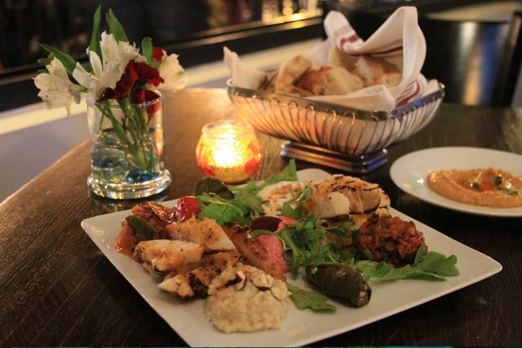 Pera Turkish Kitchen | restaurant | 2833 N Broadway, Chicago, IL 60657, USA | 7738800063 OR +1 773-880-0063