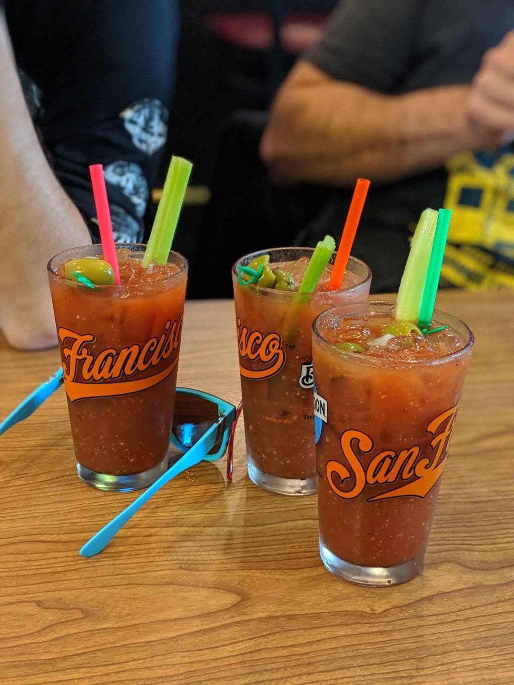 Sand Trap | restaurant | 6241 Churn Creek Rd, Redding, CA 96002, USA | 5303656622 OR +1 530-365-6622