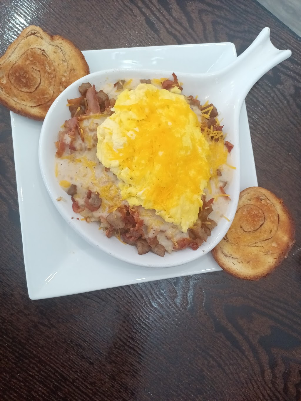 Egg House Cafe | restaurant | 2950 Gulf to Bay Blvd, Clearwater, FL 33759, USA | 7273865518 OR +1 727-386-5518