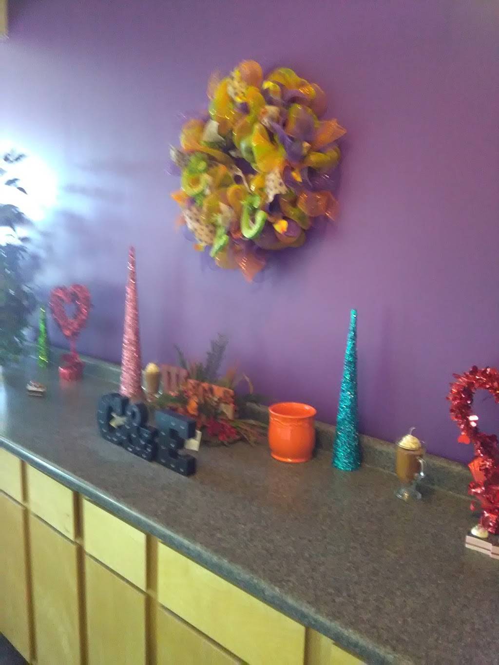 Crazy & Edible Creations | restaurant | 107 Spartanburg Highway 29 A, Lyman, SC 29365, USA | 8642797587 OR +1 864-279-7587