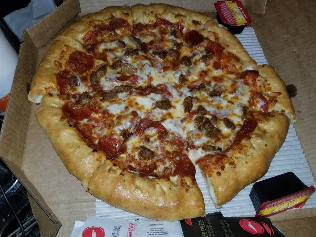 Pizza Hut | meal takeaway | 3026 Goodman Rd E, Southaven, MS 38671, USA | 6623492258 OR +1 662-349-2258