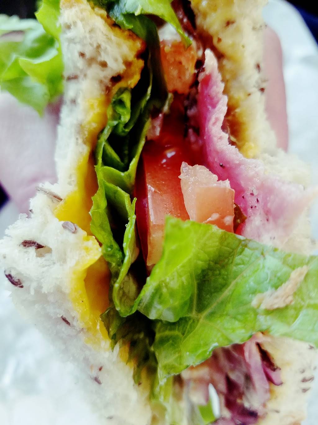 Peebee & Jays | meal takeaway | 1007 Casitas Pass Rd, Carpinteria, CA 93013, USA | 8052206912 OR +1 805-220-6912