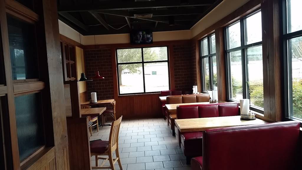 Pizza Hut | meal takeaway | 2205 Veterans Blvd, Dublin, GA 31021, USA | 4782728800 OR +1 478-272-8800