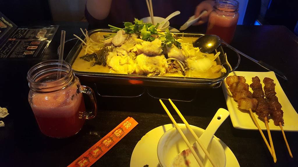 Funny BBQ Bar | restaurant | 818 54th St, Brooklyn, NY 11220, USA | 7186336868 OR +1 718-633-6868