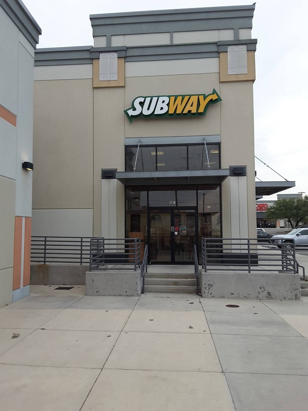 Subway Restaurants | restaurant | 6826 N Loop 1604 E Bldg 1, Ste 106, Nacogdoches Cross Shop, San Antonio, TX 78247, USA | 2106509495 OR +1 210-650-9495