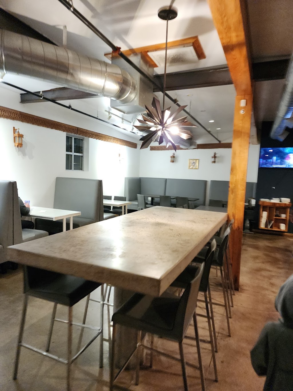 Authentic Thai Kitchen | restaurant | 4500 N 12th St, Phoenix, AZ 85014, USA | 6022775065 OR +1 602-277-5065