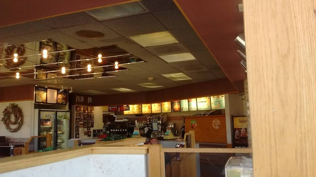 Dairy Queen | restaurant | 5231 Thompson Rd, Indianapolis, IN 46237, USA | 3177829887 OR +1 317-782-9887