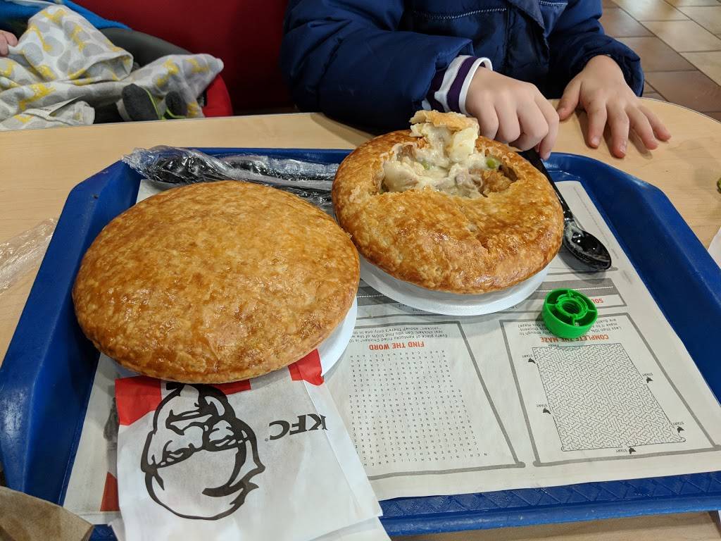 KFC | restaurant | 2444 S 132nd St, Omaha, NE 68144, USA | 4023303638 OR +1 402-330-3638