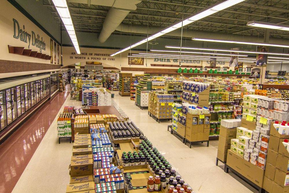 Natures Emporium | shopping mall | 16655 Yonge St, Newmarket, ON L3X 1V6, Canada | 9058981844 OR +1 905-898-1844