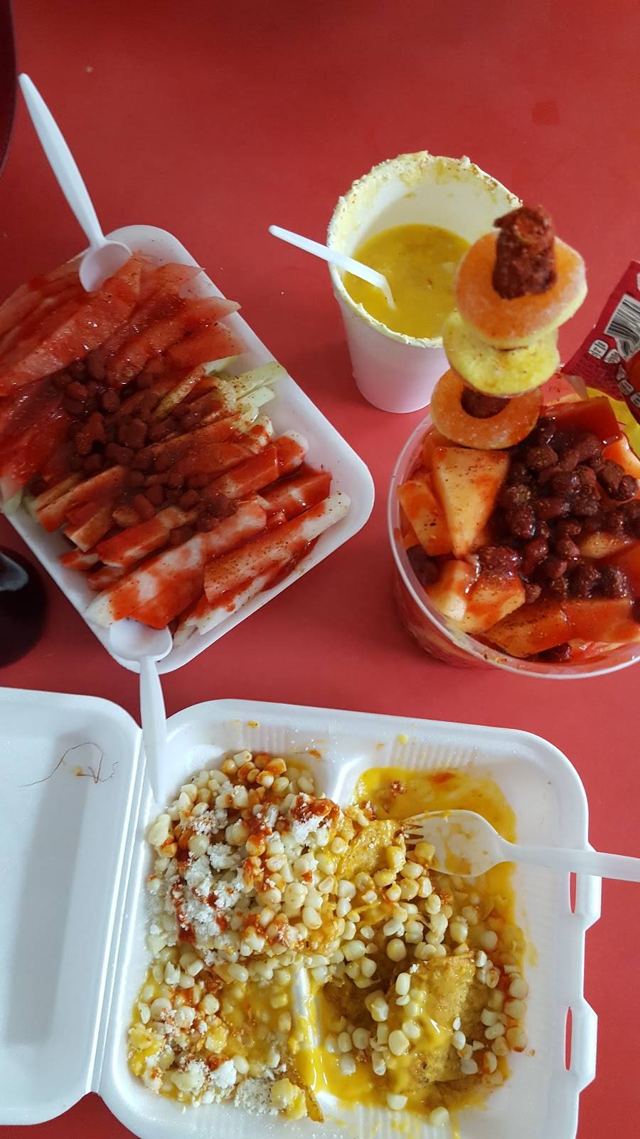 La Tutis Snacks | restaurant | 3027Alameda Avenue, El Paso, TX 79905, USA | 9152744245 OR +1 915-274-4245