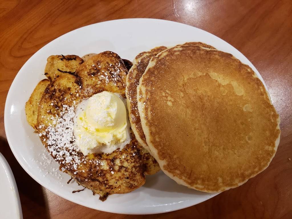 Perkins Restaurant & Bakery | restaurant | 2945 Empire Ln N, Plymouth, MN 55447, USA | 7635590270 OR +1 763-559-0270