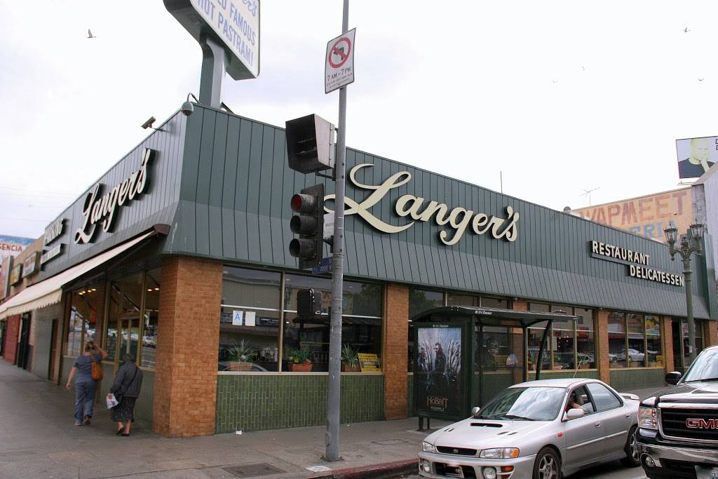 Langers | meal takeaway | 704 S Alvarado St, Los Angeles, CA 90057, USA | 2134838050 OR +1 213-483-8050