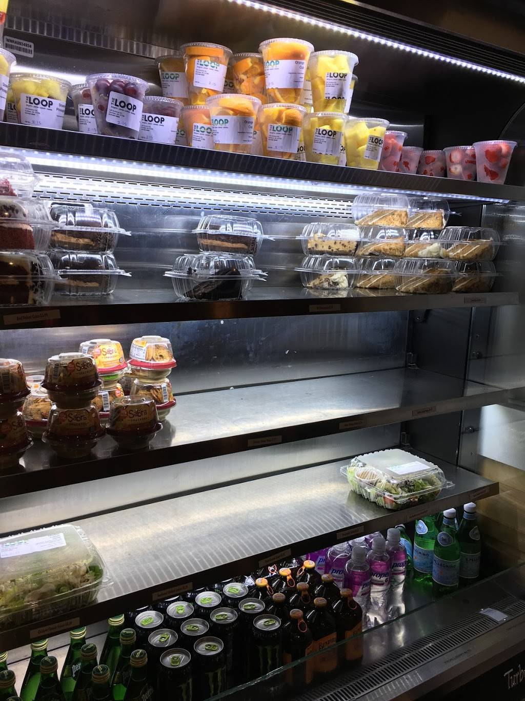 The Loop Pizza Grill | restaurant | Bryan University Center, 125 Science Dr, Durham, NC 27710, USA | 9196608888 OR +1 919-660-8888