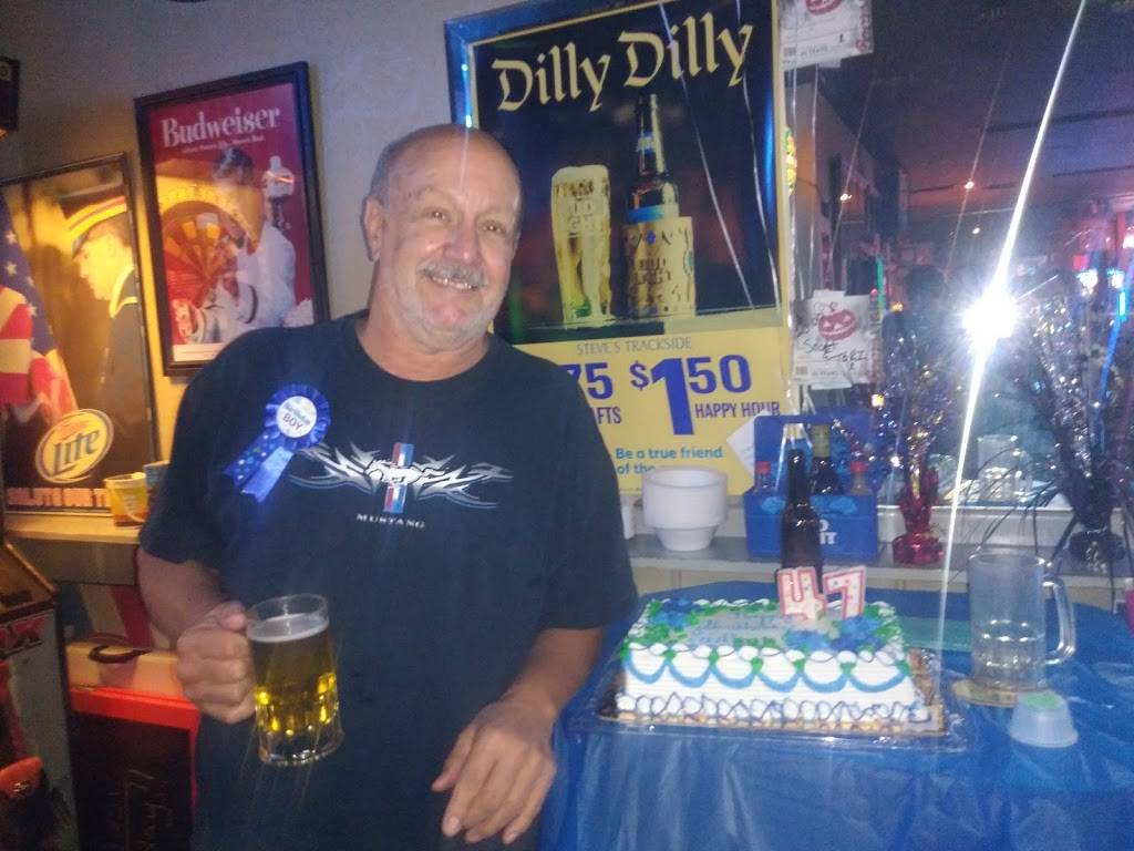 Steves Trackside Bar | restaurant | 16485 S US-301, Summerfield, FL 34491, USA | 3523478226 OR +1 352-347-8226