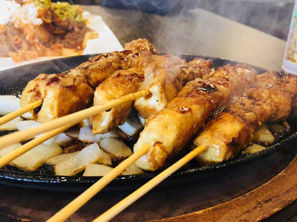 Worlds Magic Restaurant | restaurant | 7044 International Dr, Orlando, FL 32819, USA | 4072033330 OR +1 407-203-3330