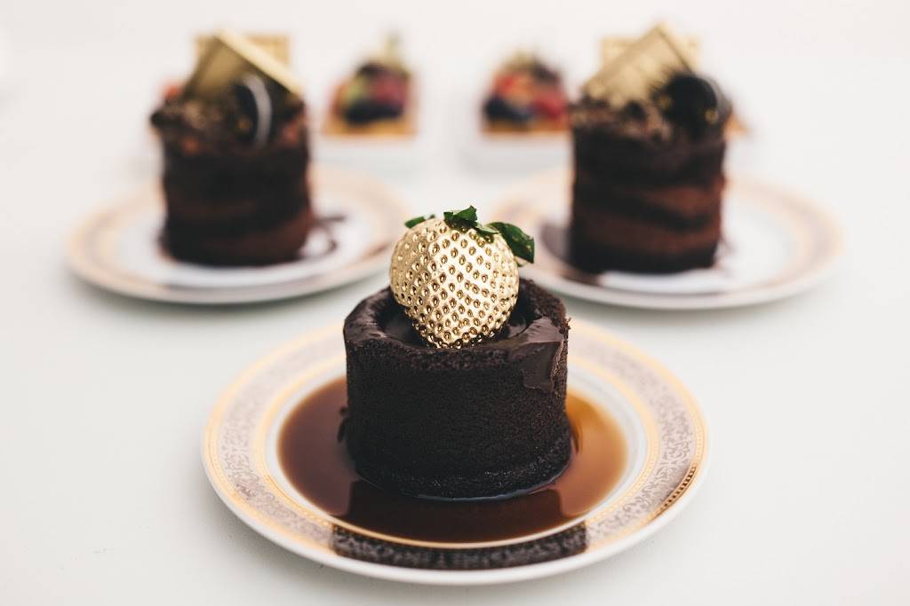 Déjà vu Sweets | bakery | 9791 W Sample Rd, Coral Springs, FL 33065, USA | 9549947774 OR +1 954-994-7774