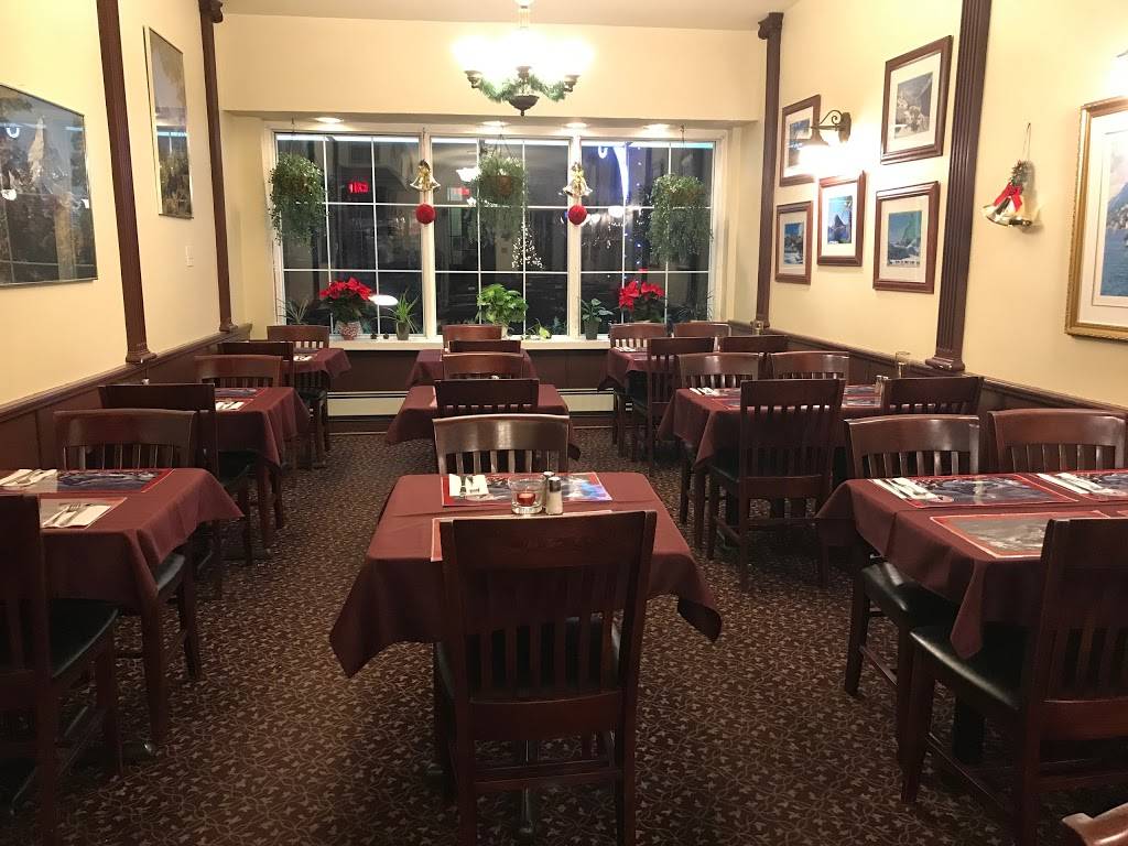 The Matterhorn Restaurant | restaurant | 95 King St W, Cobourg, ON K9A 2M4, Canada | 9053725231 OR +1 905-372-5231