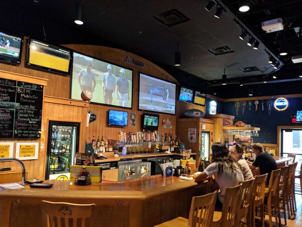 Buffalo Wild Wings | meal takeaway | 2707 SE Moberly Ln, Bentonville, AR 72712, USA | 4792549464 OR +1 479-254-9464