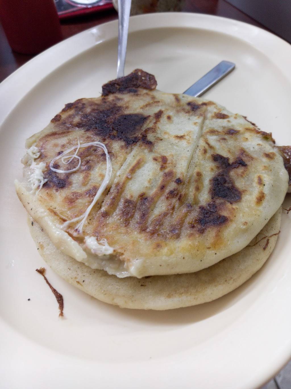 La Santaneca | restaurant | 2461 Atlantic Ave, Long Beach, CA 90806, USA | 5624909860 OR +1 562-490-9860