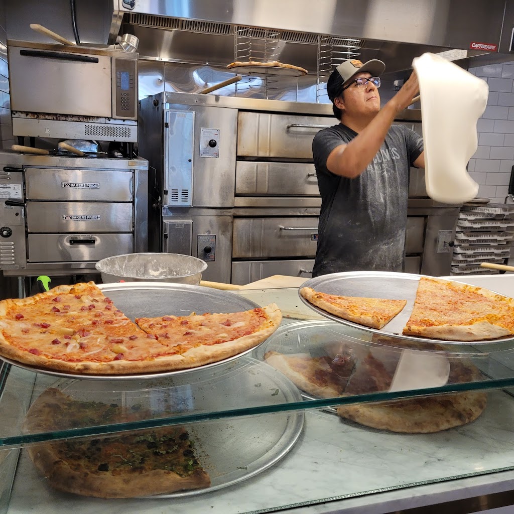 Camp Colvos Brewing + Pizza Co. | restaurant | 2104 Commerce St, Tacoma, WA 98402, USA | 2533145704 OR +1 253-314-5704