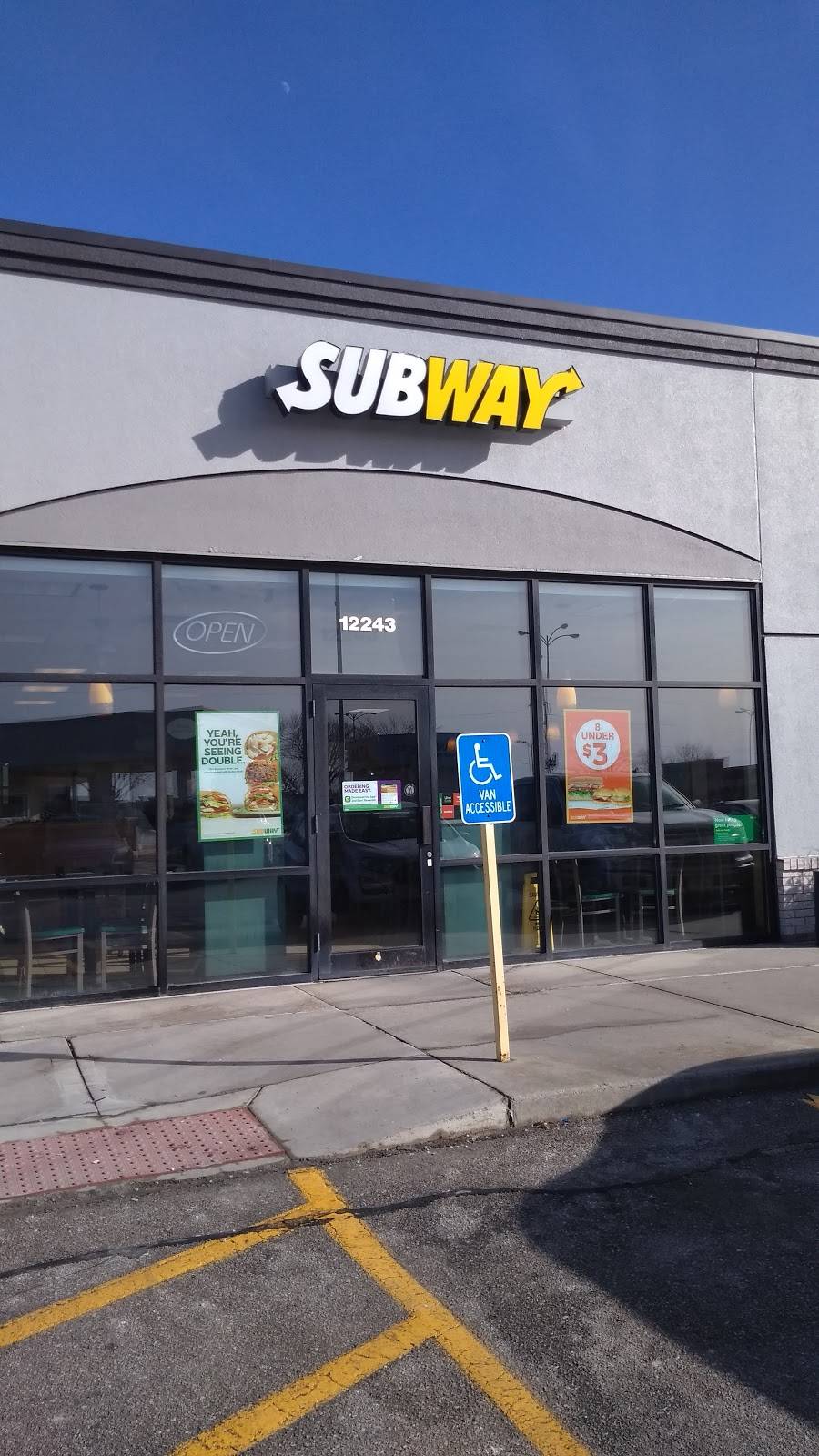 Subway | meal takeaway | 12243 W Center Rd, Omaha, NE 68144, USA | 4023339622 OR +1 402-333-9622