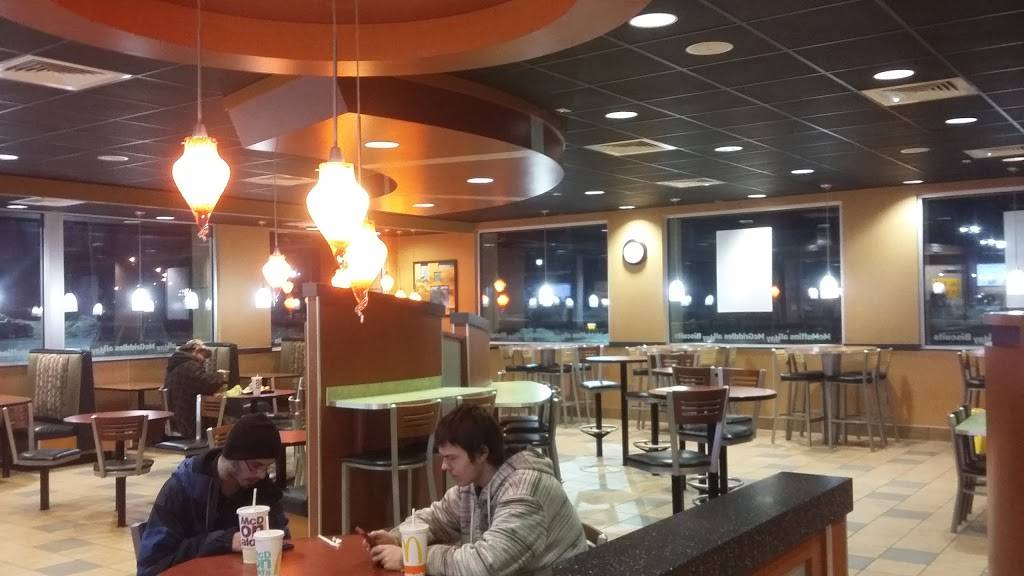McDonalds | cafe | 1140 S Stephenson Ave, Iron Mountain, MI 49801, USA | 9067748430 OR +1 906-774-8430