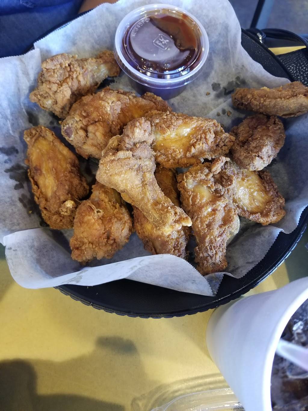 Heavenly Chicken And Ribs | restaurant | 10812 Town Center Blvd, Dunkirk, MD 20754, USA | 4102869660 OR +1 410-286-9660