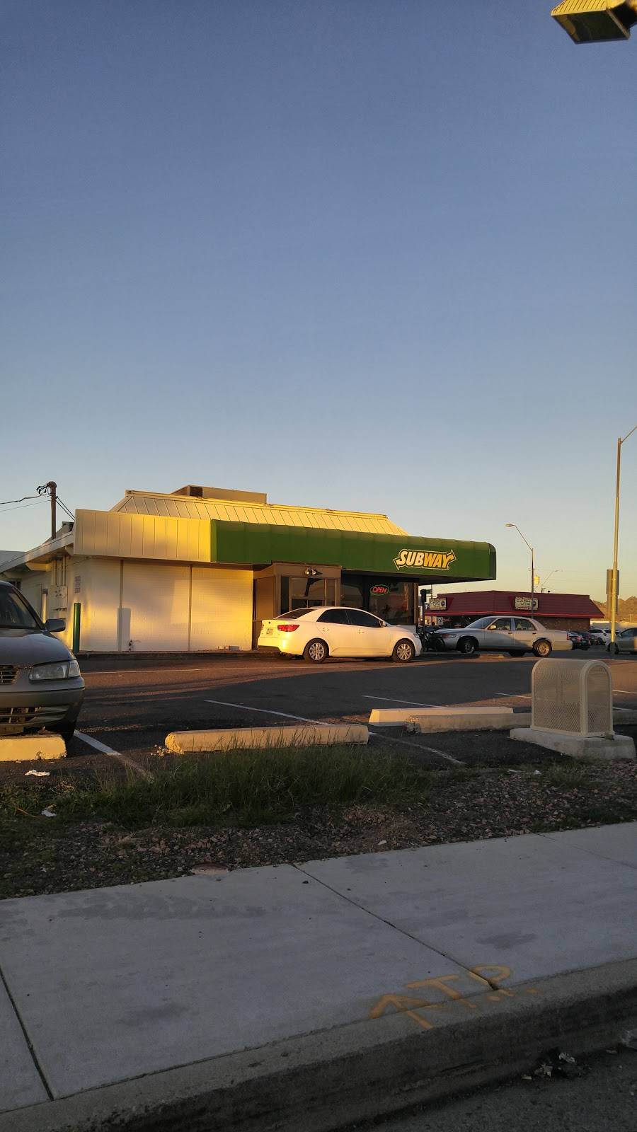 Subway | restaurant | 8930 N 7th St, Phoenix, AZ 85020, USA | 6023711446 OR +1 602-371-1446