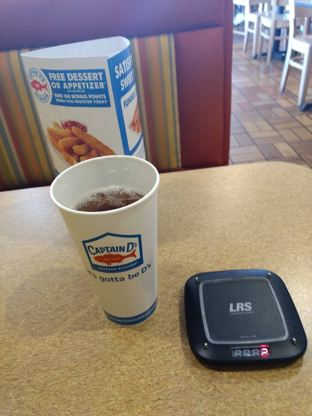 Captain Ds | restaurant | 305 Long Hollow Pike, Goodlettsville, TN 37072, USA | 6158599564 OR +1 615-859-9564