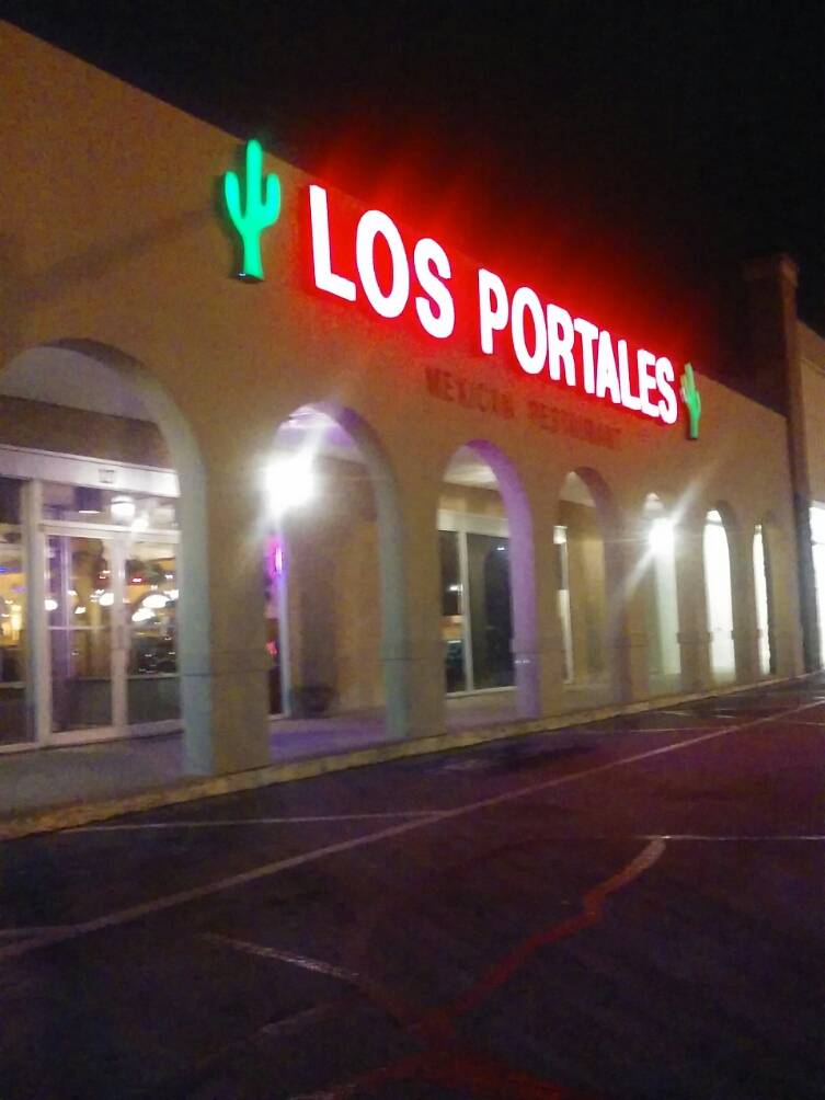 Los Portales Mexican Restaurant | restaurant | 127 Old Hickory Blvd, Jackson, TN 38305, USA | 7316646217 OR +1 731-664-6217