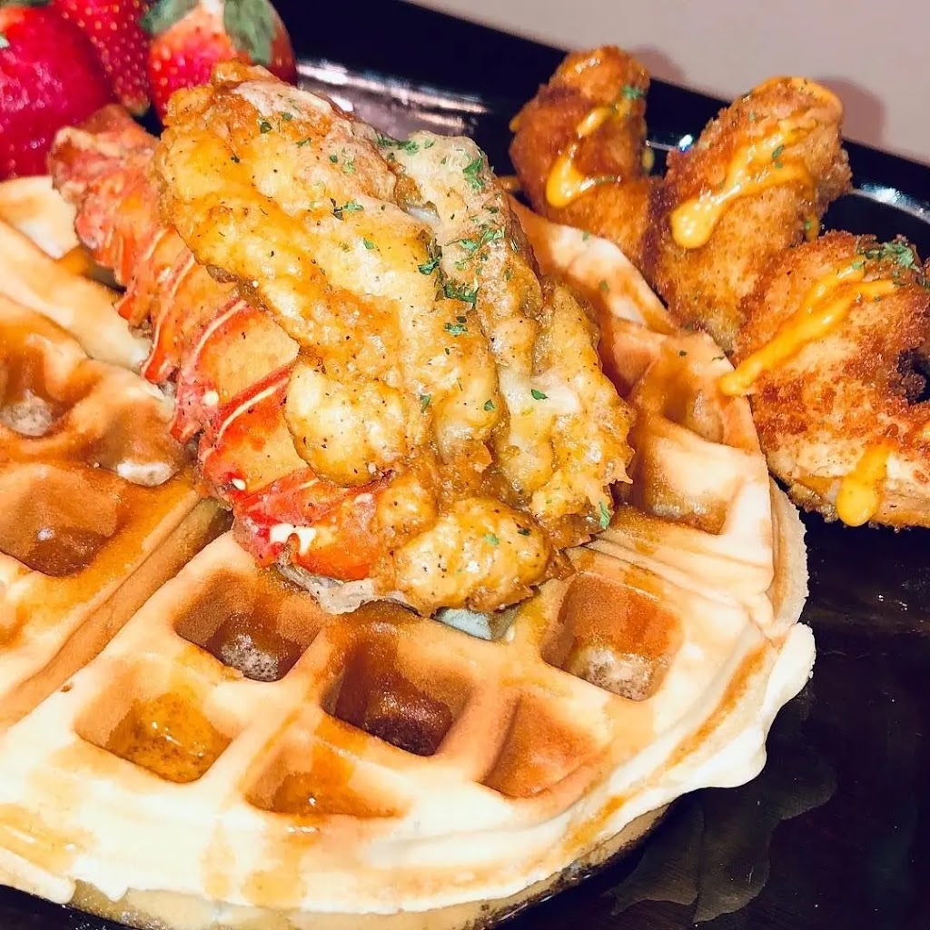 Levis CHICKEN AND WAFFLES | restaurant | 541 Hermosa Dr, Chaparral, NM 88081, USA | 9158436328 OR +1 915-843-6328