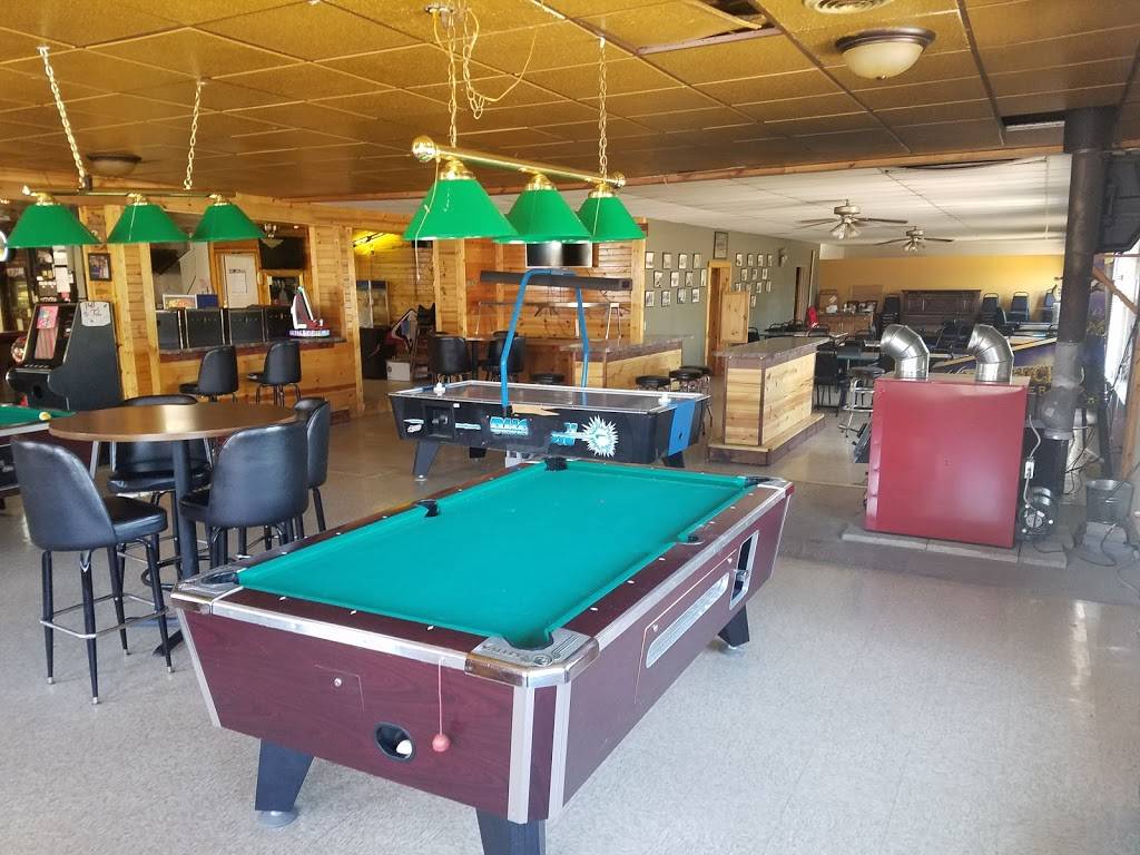 Bottoms Up Sports Bar & Grill | restaurant | 5165 N North Main St, Winter, WI 54896, USA | 7152662029 OR +1 715-266-2029