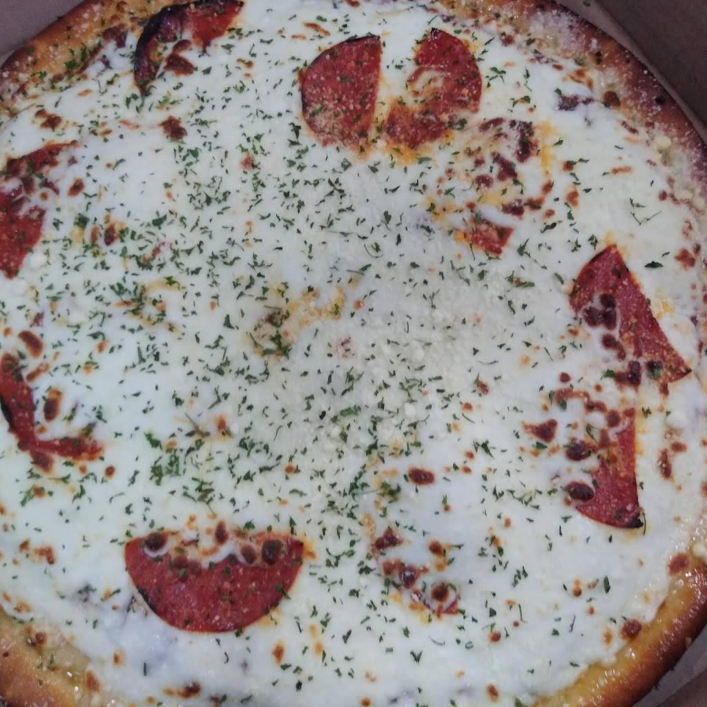 Taste buds comfort cuisine | restaurant | 15349 W McNichols Rd, Detroit, MI 48235, USA | 3133977675 OR +1 313-397-7675