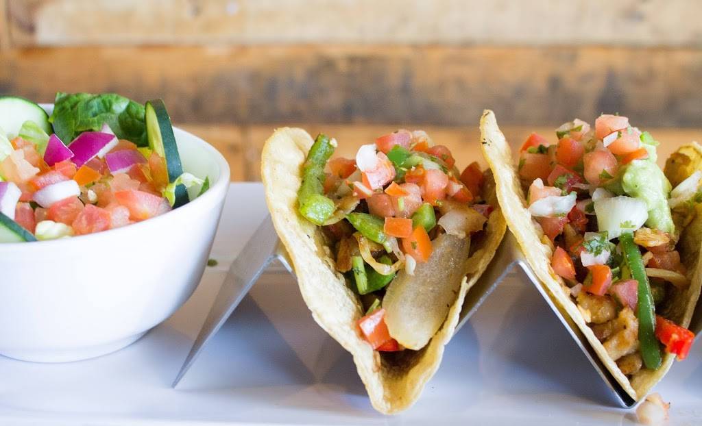 Maggies Café | restaurant | 1985 National Ave #1129, San Diego, CA 92113, USA | 6192412660 OR +1 619-241-2660